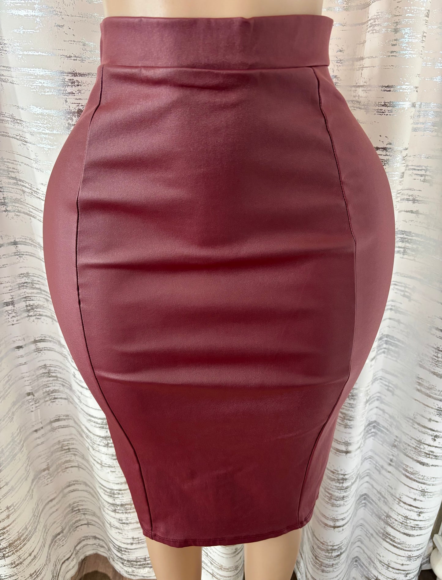MIDI LEATHER SKIRT