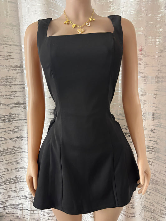 CUTE BOW DRESS
