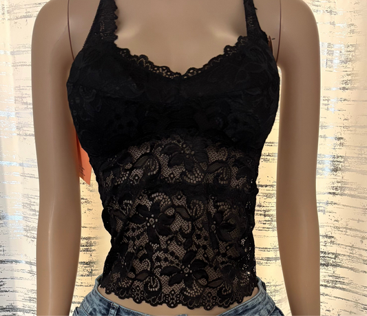 LACE CROP TOP