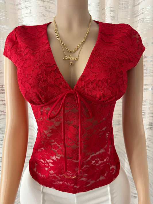 LACE TOP